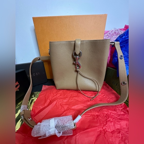 NWT Rebecca Minkoff tan crossbody/shoulder bag